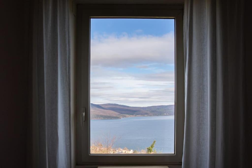 La Terrazza Nel Borgo Διαμέρισμα Bracciano  Εξωτερικό φωτογραφία