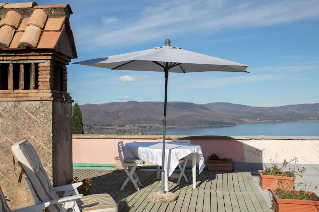 La Terrazza Nel Borgo Διαμέρισμα Bracciano  Εξωτερικό φωτογραφία